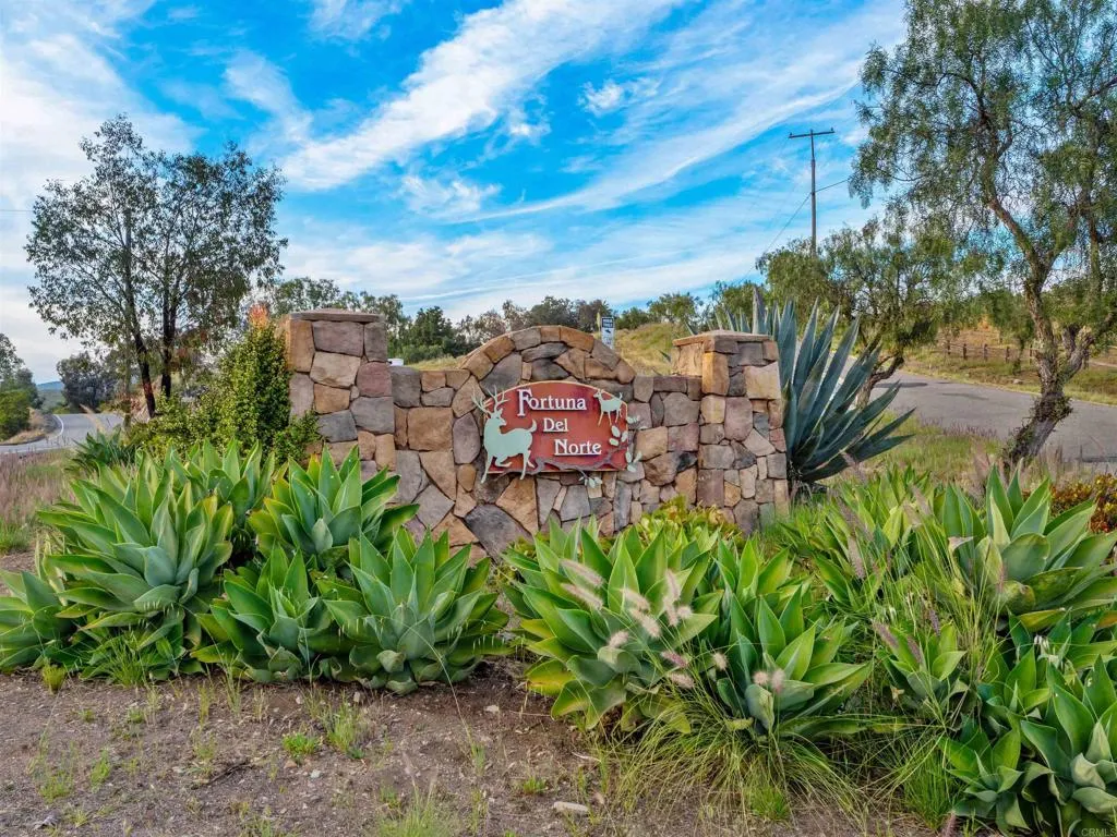 https://cdn.realtyfeed.com/cdn/127/306676172/61275d285da1b89906afe165ea2aac64.webp