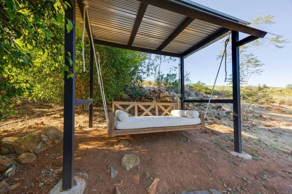 https://cdn.realtyfeed.com/cdn/127/306676172/878ae69f8eefa95d6463e14ac98fba4d.webp