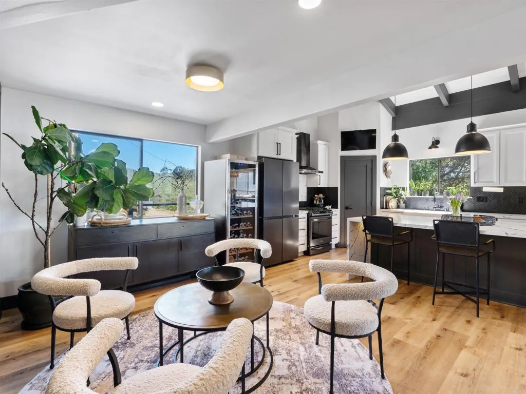 https://cdn.realtyfeed.com/cdn/127/306676172/ad0423ff4910f436e6cdeceff6c35d51.webp