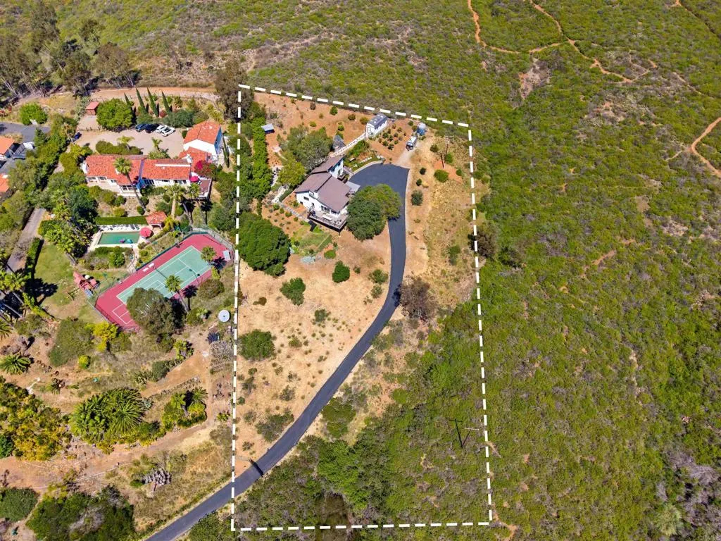 https://cdn.realtyfeed.com/cdn/127/306676172/e7adfafb8f83f9f6cea101b48a65e795.webp
