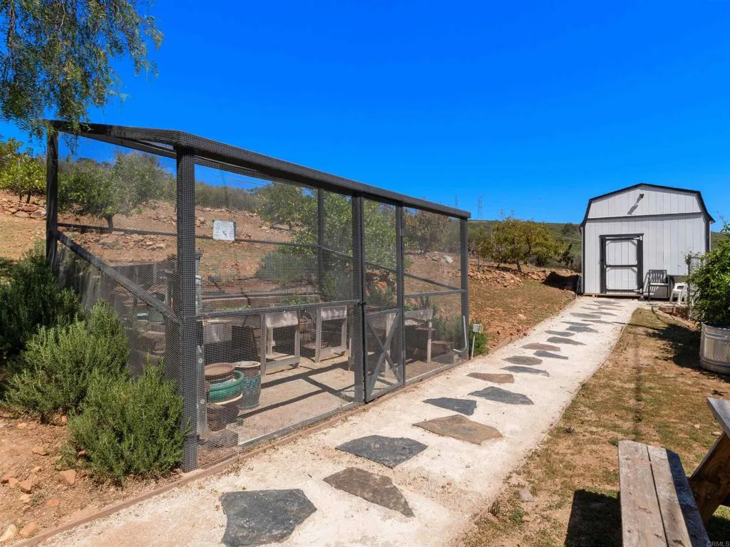 https://cdn.realtyfeed.com/cdn/127/306676172/f84cf0efe447fef865b893168dbe6cf6.webp