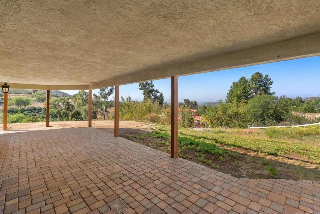 https://cdn.realtyfeed.com/cdn/127/306676194/6a56a9b65e3fcfa1d4c92929e671efcc.webp