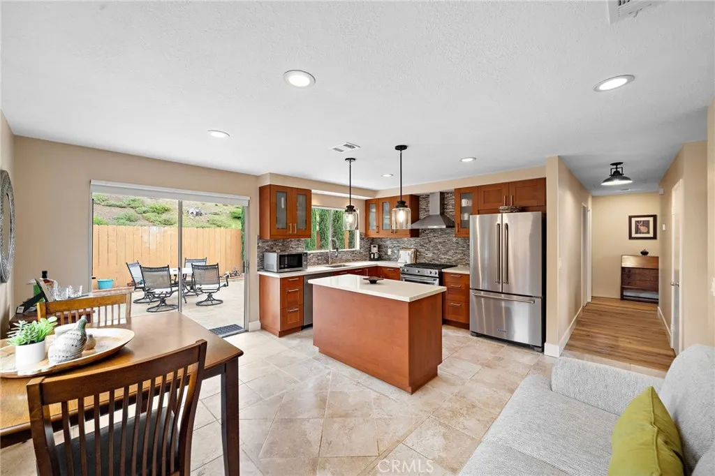 https://cdn.realtyfeed.com/cdn/127/306676302/24fd387a51e39931e6bf8836b659e96a.webp