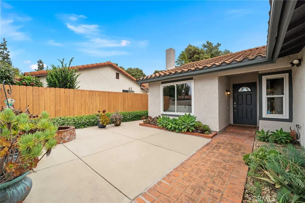 https://cdn.realtyfeed.com/cdn/127/306676302/88a81499873483df2830368f8c1ae29a.webp