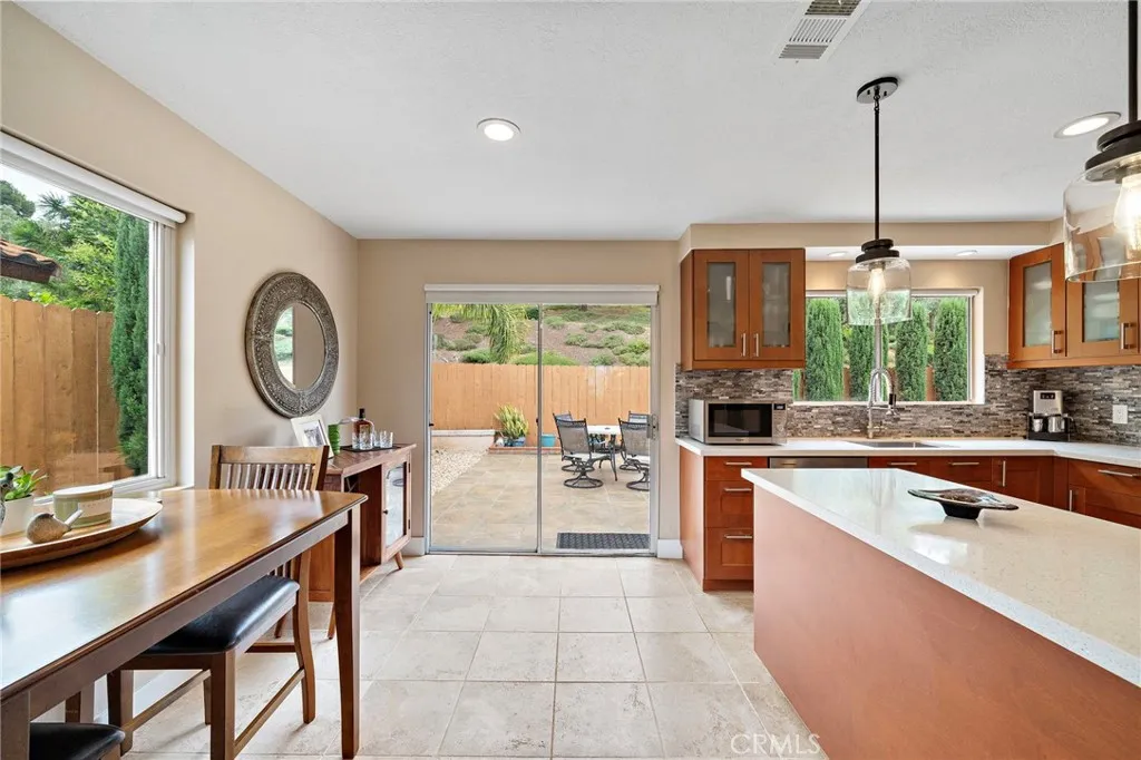 https://cdn.realtyfeed.com/cdn/127/306676302/fc4ea86c0b19df3204158a99d1036218.webp