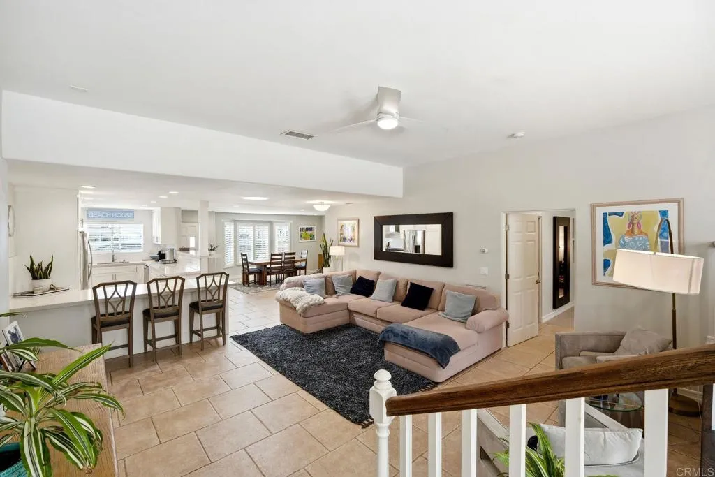 https://cdn.realtyfeed.com/cdn/127/306676371/89b34cfd4db5f3fd38adeff6cd30dda9.webp