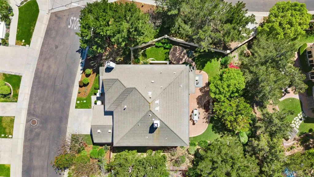 https://cdn.realtyfeed.com/cdn/127/306676374/3ee1d31414846001cbad9fcc36f877e7.webp