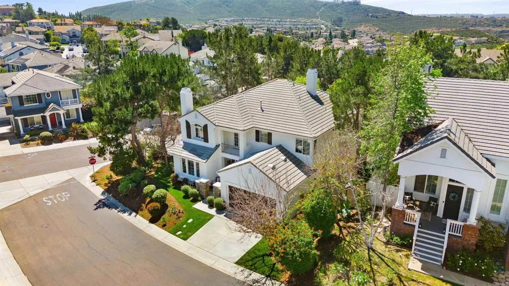 https://cdn.realtyfeed.com/cdn/127/306676374/49ee0fc988782a2567834303c23d0ebf.webp
