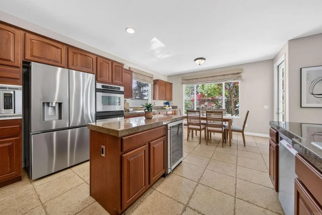 https://cdn.realtyfeed.com/cdn/127/306676374/943e0d9962a78bd05180afce90699a8d.webp