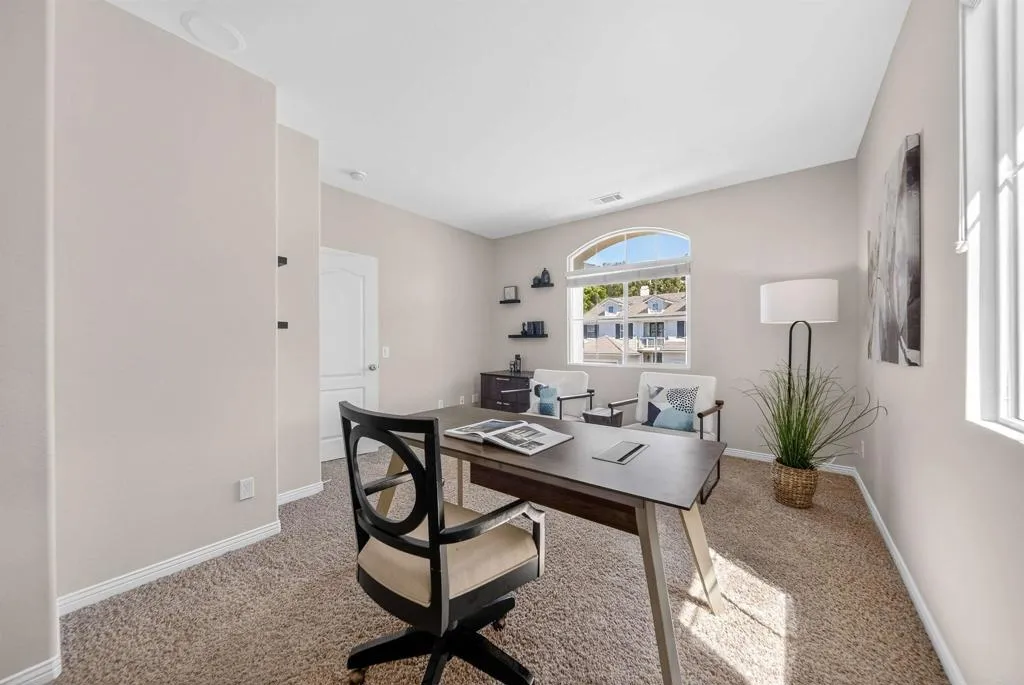 https://cdn.realtyfeed.com/cdn/127/306676374/c32573c8986d7876316228d5e88684b8.webp
