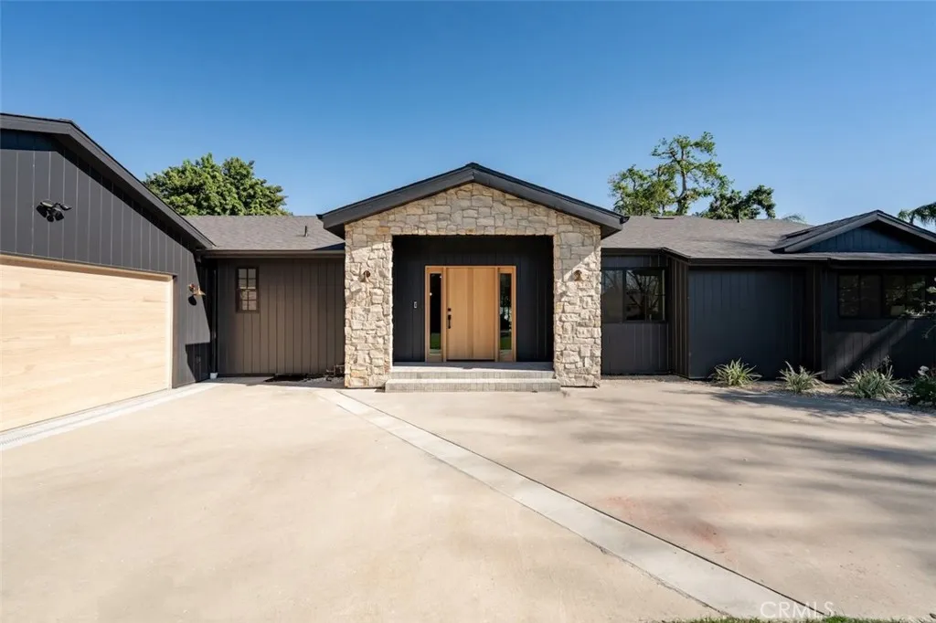Northridge, CA 91325
