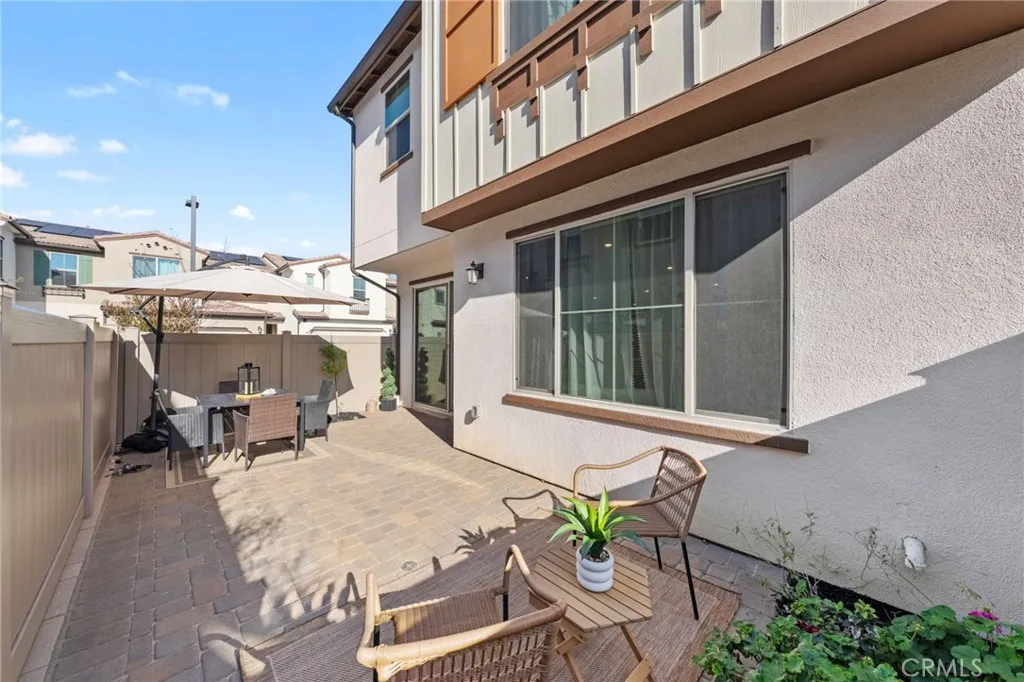 https://cdn.realtyfeed.com/cdn/127/306676447/323a1b320c7f292b95b873e40b40713e.webp