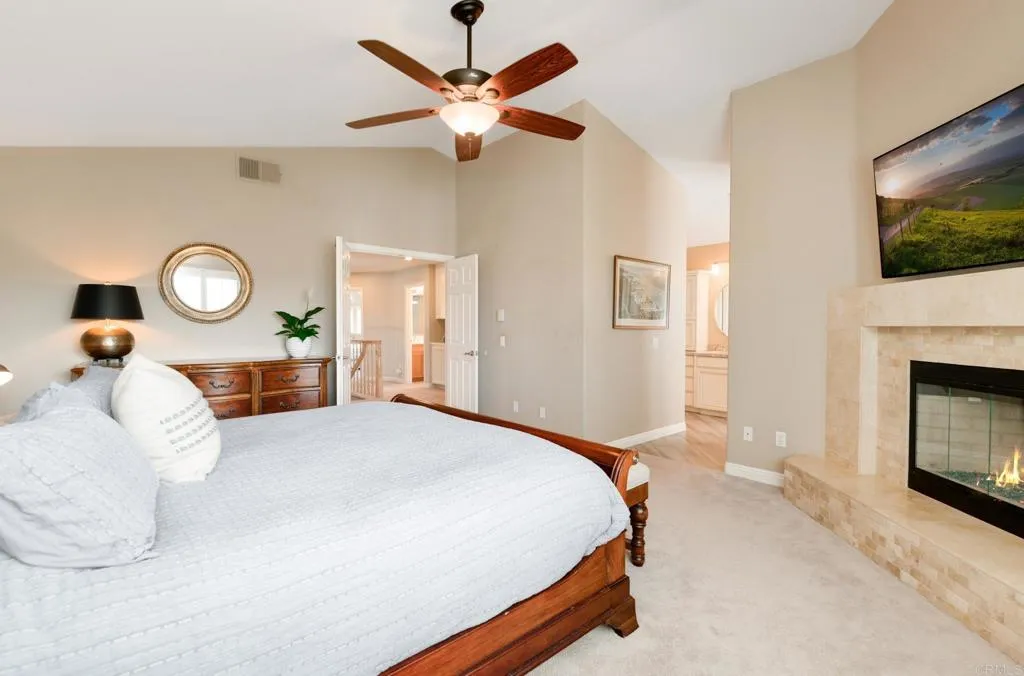 https://cdn.realtyfeed.com/cdn/127/306676451/68a636b97901a5033066adf7ecc0c93b.webp