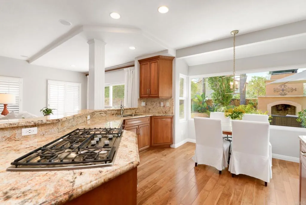 https://cdn.realtyfeed.com/cdn/127/306676451/a759cccba27b31dd05c6f27ab3991330.webp