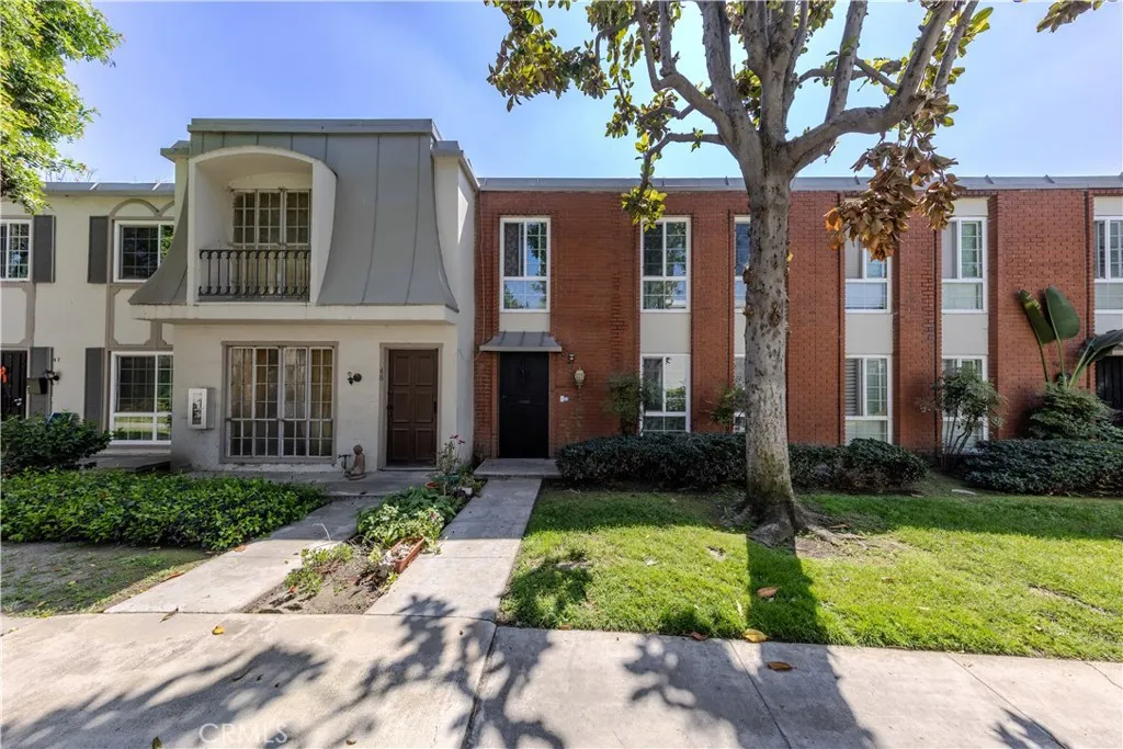 Anaheim, CA 92801
