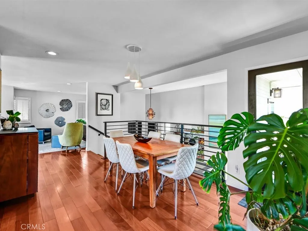 https://cdn.realtyfeed.com/cdn/127/306676475/0d9989cac9e86509b40f21c6b8998bbb.webp