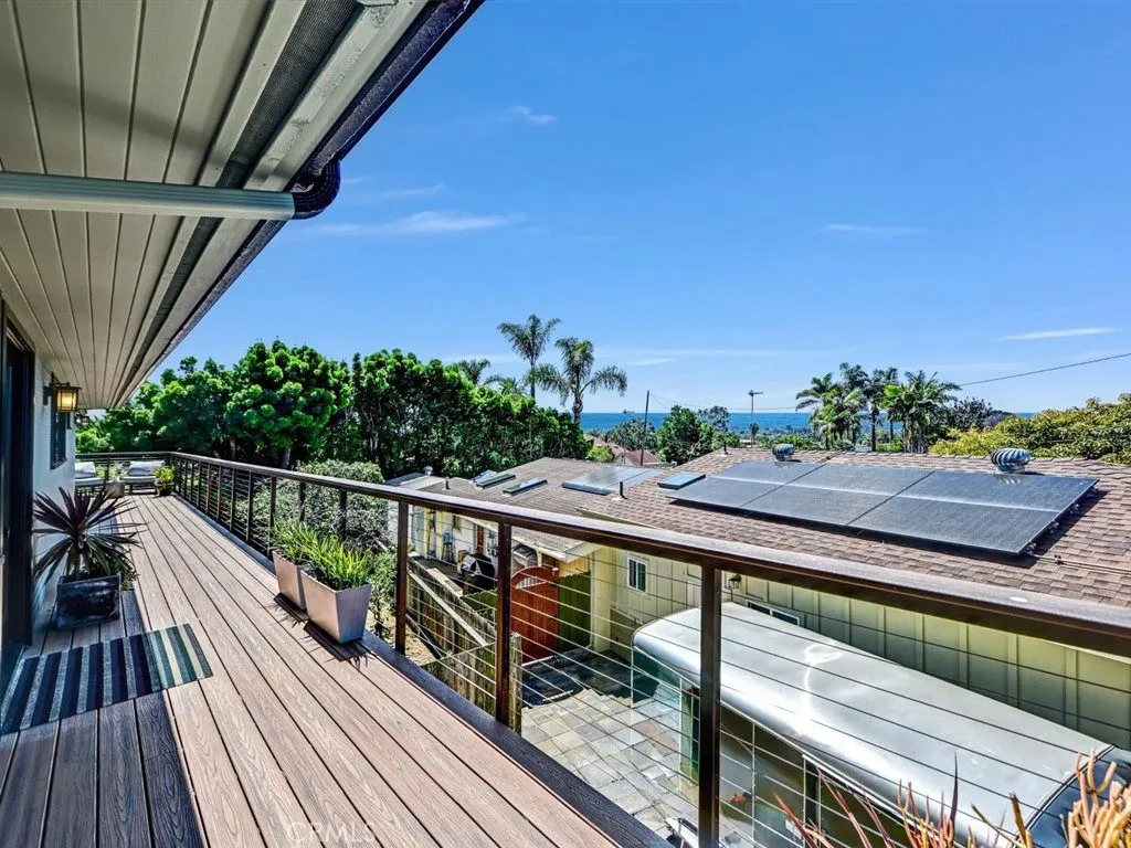 https://cdn.realtyfeed.com/cdn/127/306676475/10254d5a64d5addd735758348918eaa4.webp