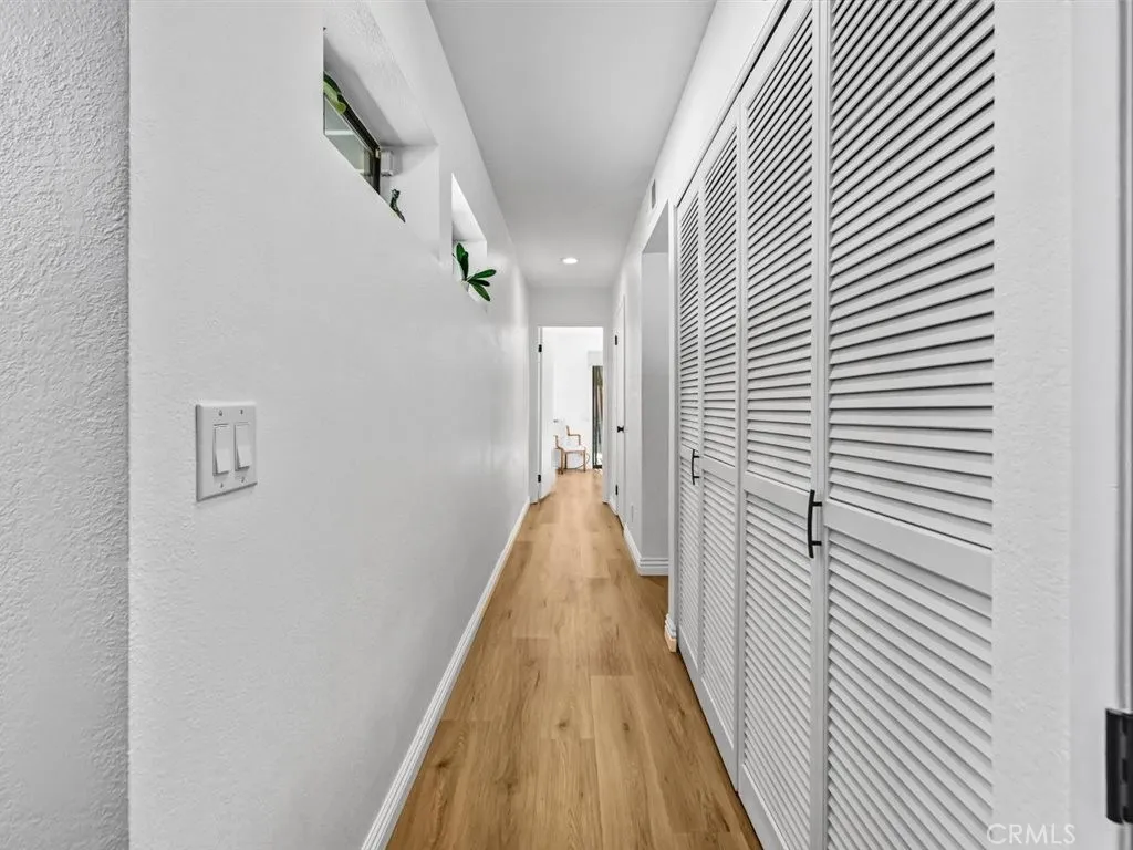 https://cdn.realtyfeed.com/cdn/127/306676475/550d128ac4cc6b487f9e7f853786d96f.webp