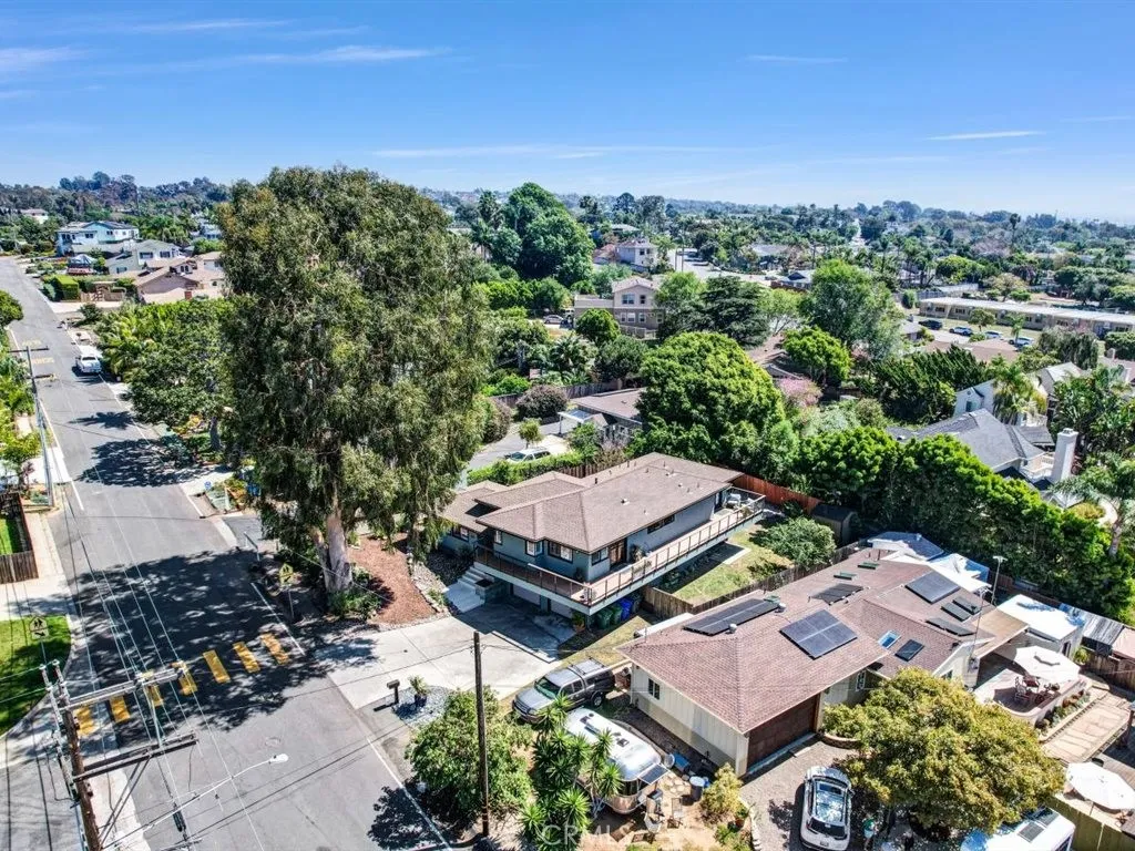 https://cdn.realtyfeed.com/cdn/127/306676475/55a6ceb13360f0eacb8b6d4ee6308b86.webp