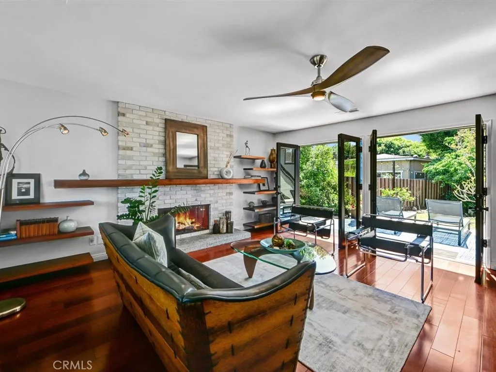 https://cdn.realtyfeed.com/cdn/127/306676475/55bb00c6d5b38142df6034256b43f1dc.webp
