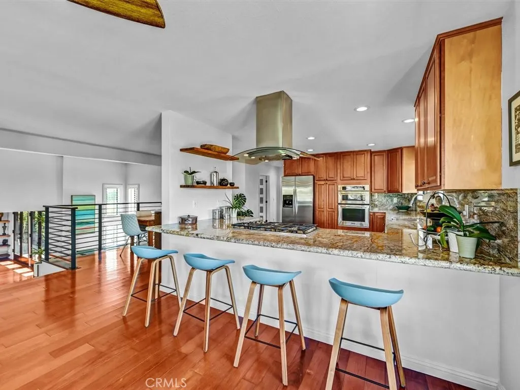 https://cdn.realtyfeed.com/cdn/127/306676475/bc828101a3481768da626f24459b90ff.webp