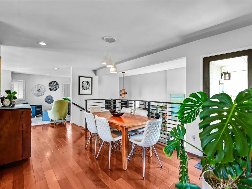 https://cdn.realtyfeed.com/cdn/127/306676475/c135d8ad50885b9eaad21c75551ddd4e.webp