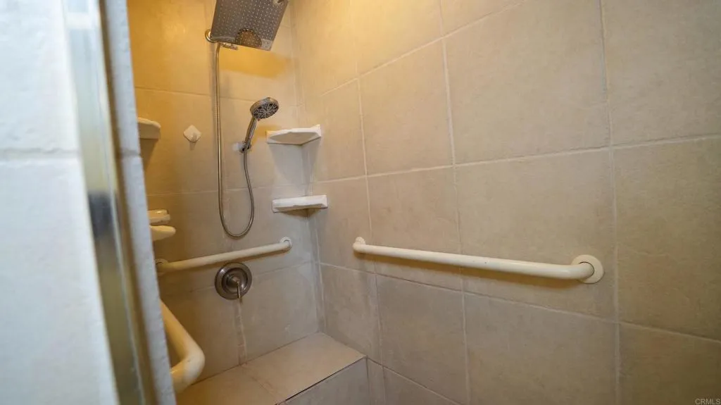 https://cdn.realtyfeed.com/cdn/127/306676478/298de132ff3e134239b29697d96cf748.webp