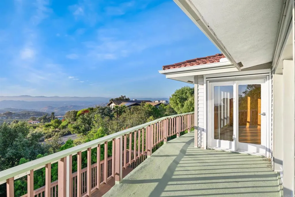 https://cdn.realtyfeed.com/cdn/127/306676506/85fa9962766cc22ec63f684133c362ba.webp