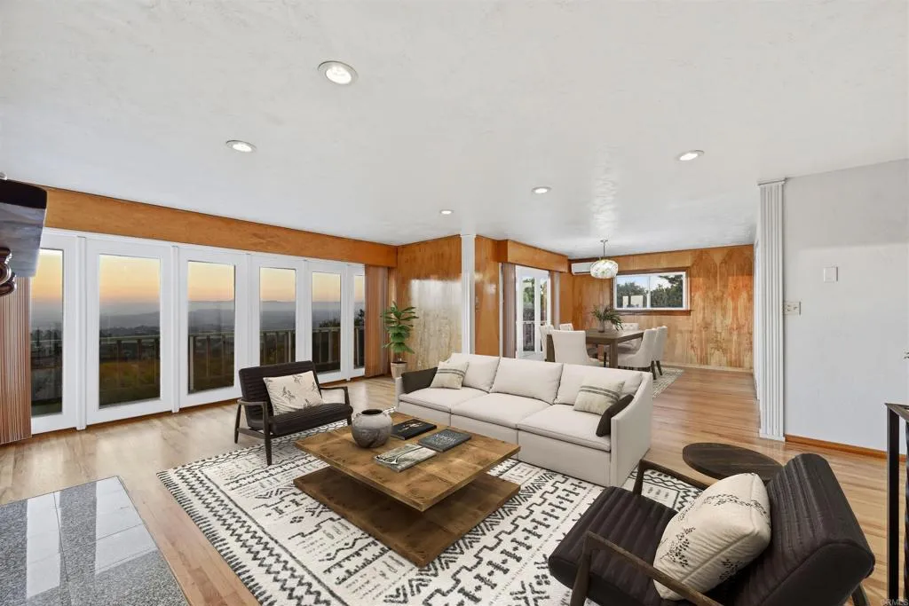 https://cdn.realtyfeed.com/cdn/127/306676506/b565159539713b4c44dcbcc53ec720a4.webp
