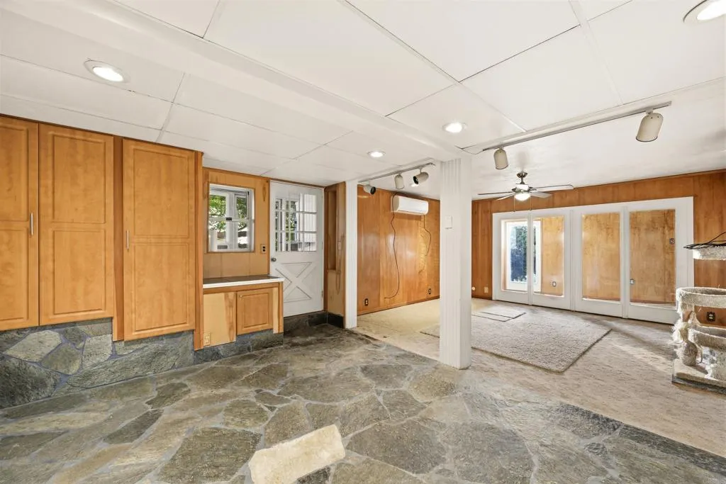 https://cdn.realtyfeed.com/cdn/127/306676506/dc10afd14768d1f1c963d870ee1b7ac8.webp