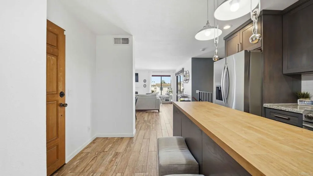 https://cdn.realtyfeed.com/cdn/127/306676537/7c3e5fd14390b1a9bc1aa27a7355a0eb.webp