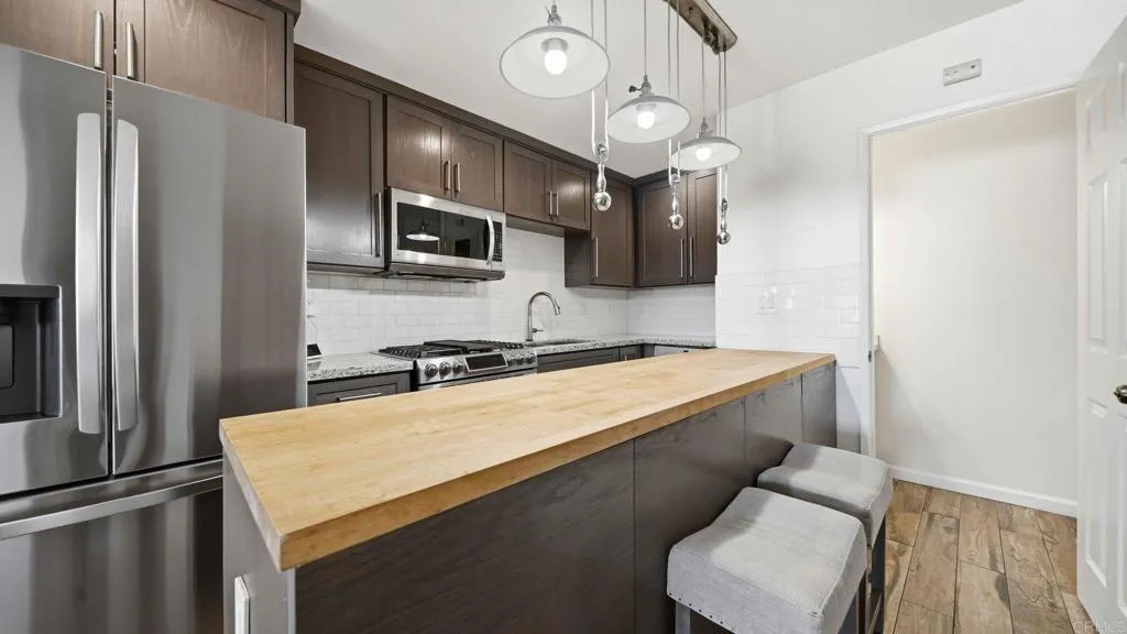 https://cdn.realtyfeed.com/cdn/127/306676537/ecd073669d77571d00f480c60413069d.webp