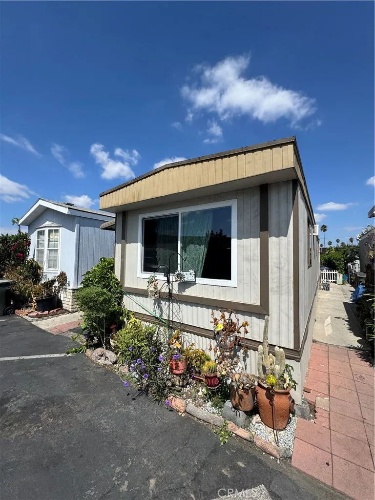 2708 Claire, Mountain Mesa, CA, 93240