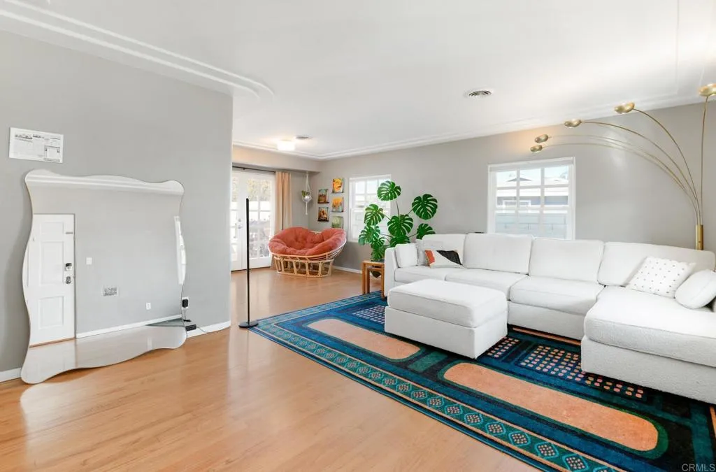https://cdn.realtyfeed.com/cdn/127/306676580/9f8bec75bfaf04baa5a810f8161886cb.webp