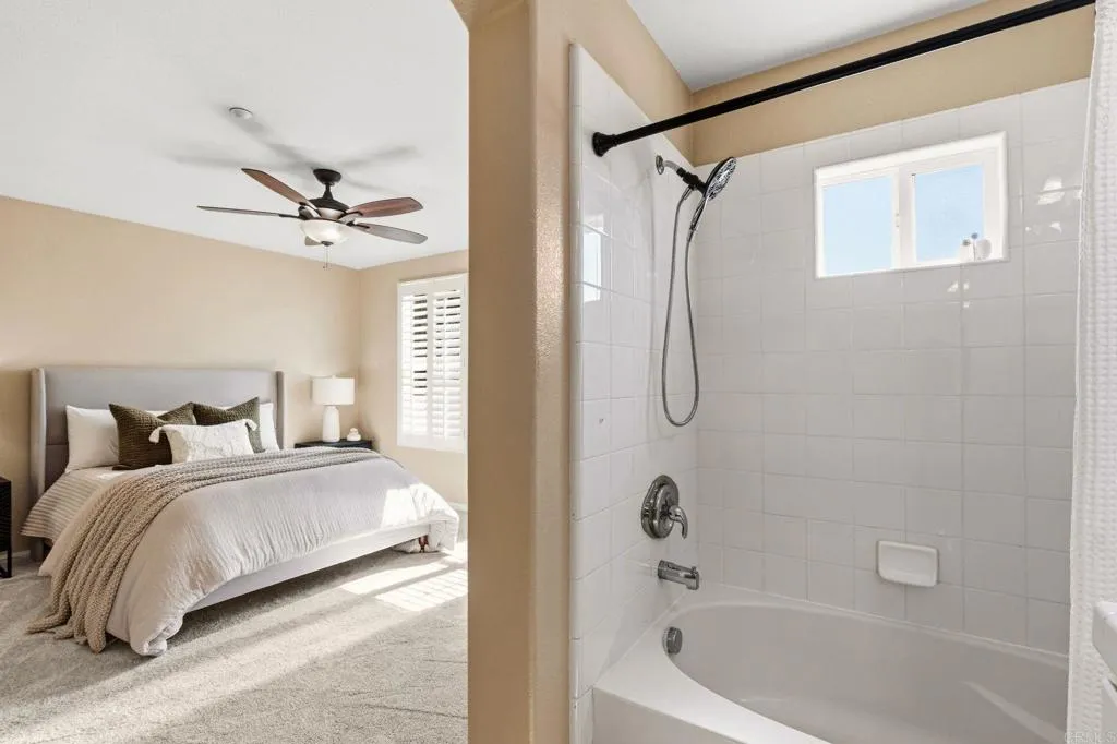 https://cdn.realtyfeed.com/cdn/127/306676584/7fe79c7de2f0594f6023ced8530fdef6.webp