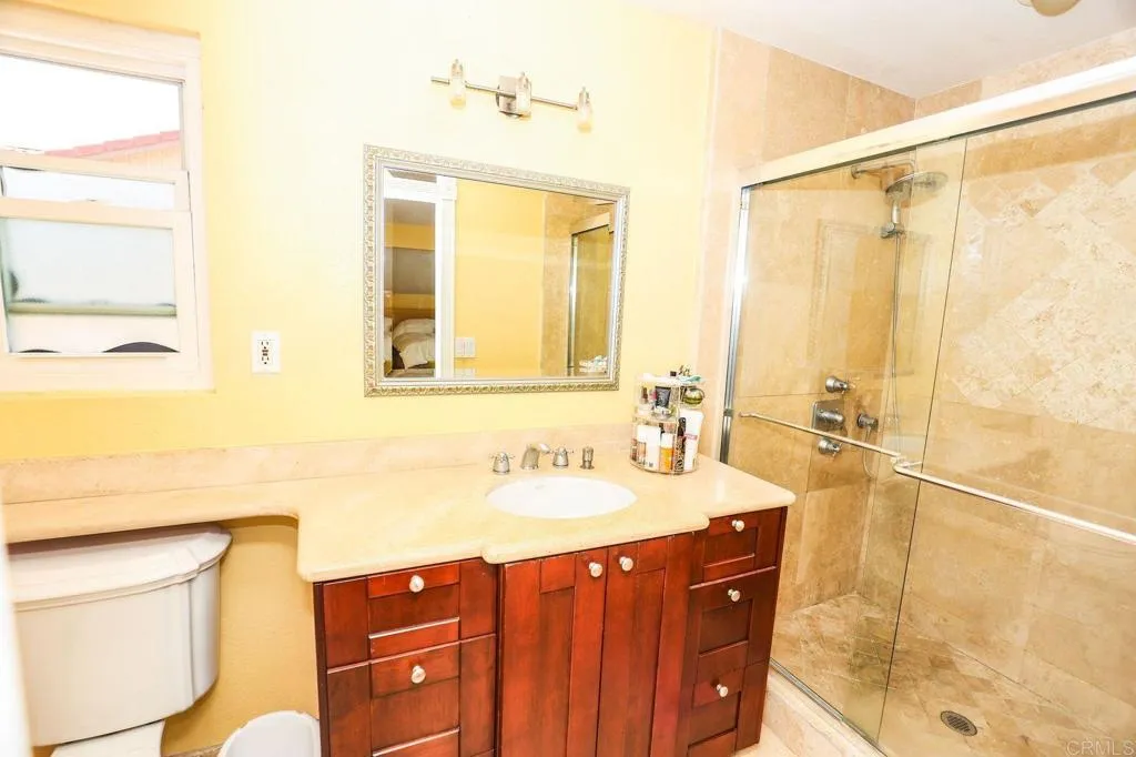 https://cdn.realtyfeed.com/cdn/127/306676700/956657f9d22e3270237e6e3cd9f213b2.webp