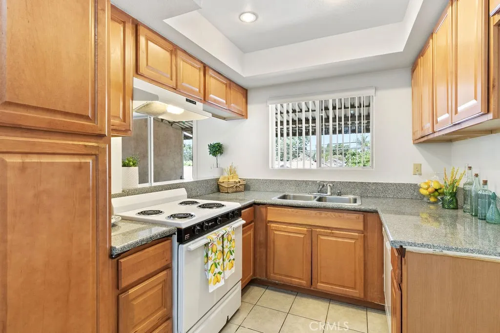 1801 Greenleaf Street Unit 15