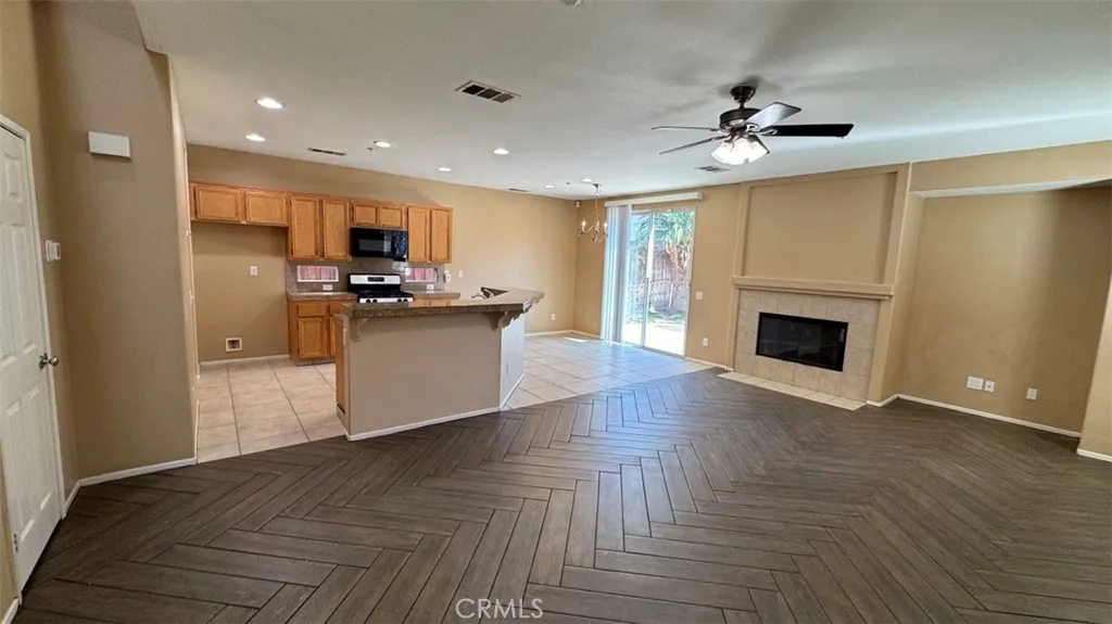 Riverside, CA 92505
