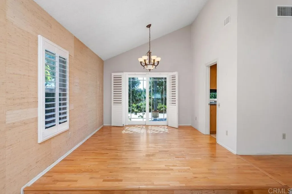 https://cdn.realtyfeed.com/cdn/127/306676799/834c6bd0901c371429b76a855a3fc295.webp