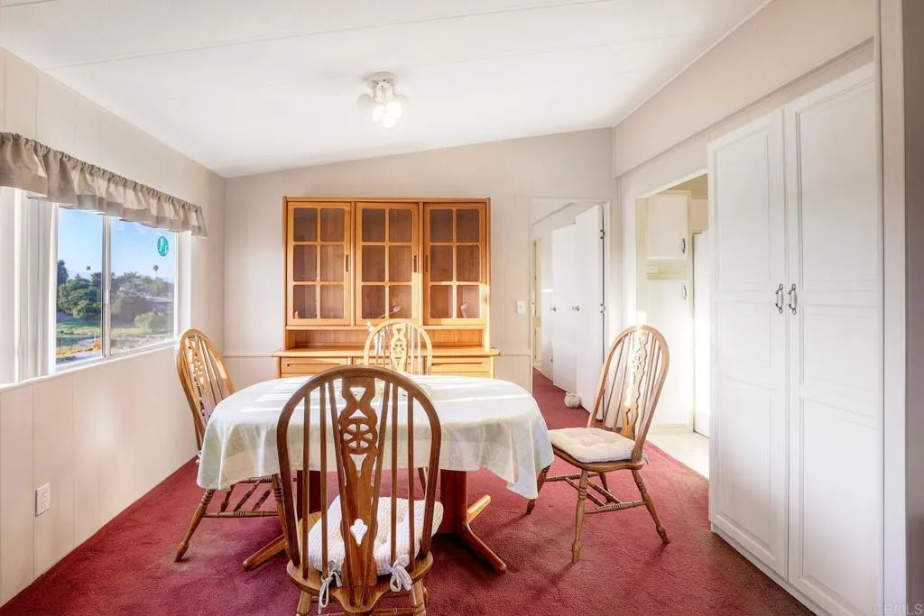 https://cdn.realtyfeed.com/cdn/127/306676850/7bc151a702b9e1f9509a1b1a6a6fe782.webp