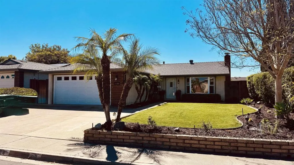 8548 Paramount Boulevard, Downey, CA, 90240
