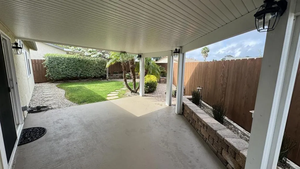 https://cdn.realtyfeed.com/cdn/127/306676909/e3c9bf4ac23312dff388cc7bffbc2365.webp