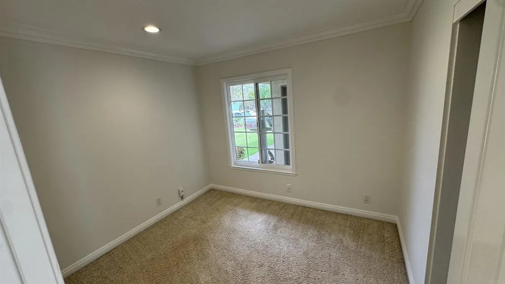 https://cdn.realtyfeed.com/cdn/127/306676909/f0c9b500d56336d4e3a5bca79a68a2e0.webp