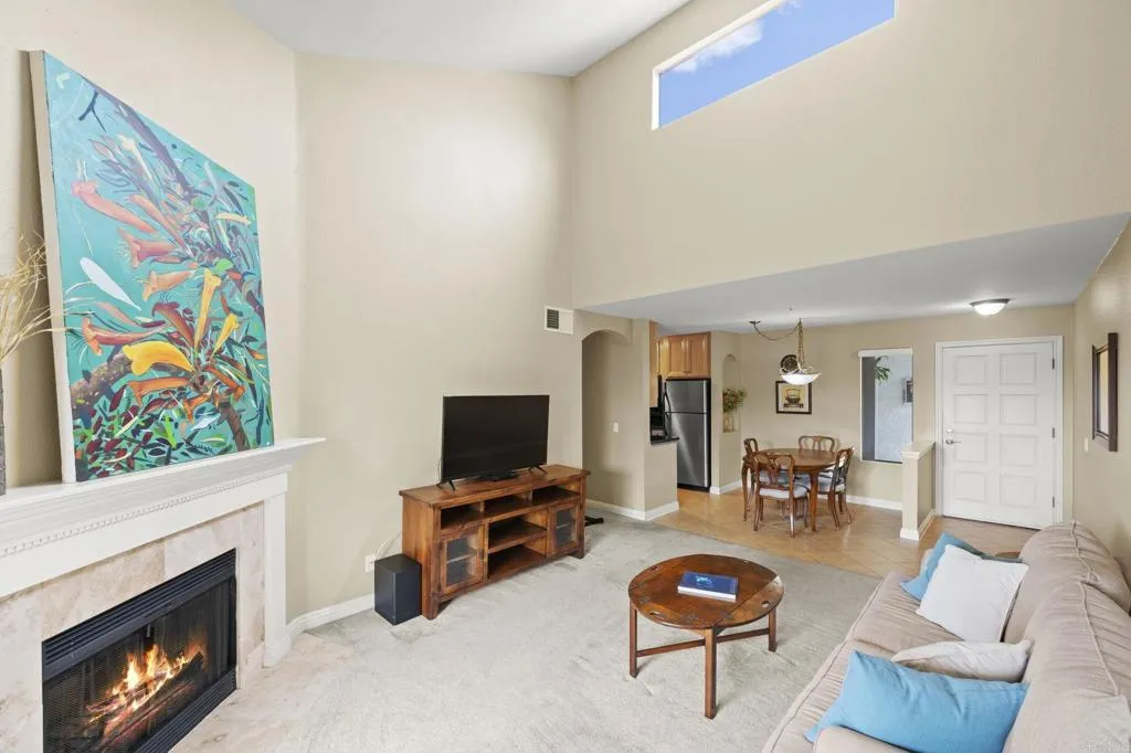 5525 Shasta Lane UNIT 301, La Mesa, CA, 91942
