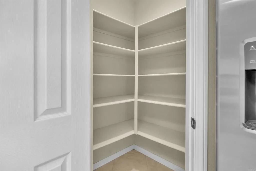 https://cdn.realtyfeed.com/cdn/127/306676965/39fbc0e4de61693e1ebc64d7999a41ac.webp