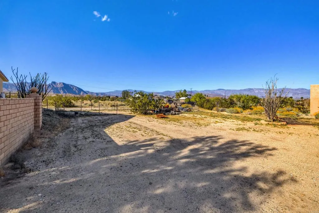 https://cdn.realtyfeed.com/cdn/127/306676965/3c3ec9fc4b800d0aa2a19a57c5bd4c36.webp