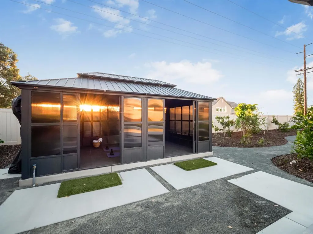 https://cdn.realtyfeed.com/cdn/127/306677022/0c6a5e6e599f142a7c1688e3fb6bc733.webp
