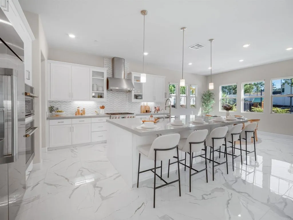 https://cdn.realtyfeed.com/cdn/127/306677022/0e80df6179843799a1f6429afece60a4.webp