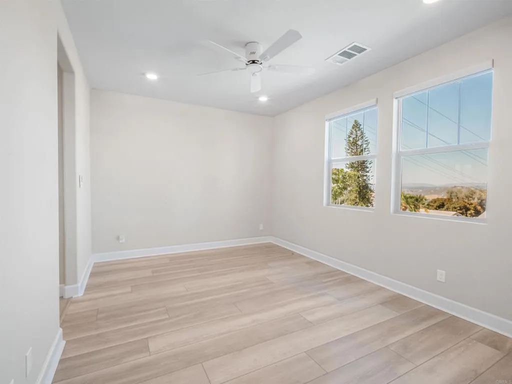 https://cdn.realtyfeed.com/cdn/127/306677022/5d68afec3fefe2480c37f69380632927.webp