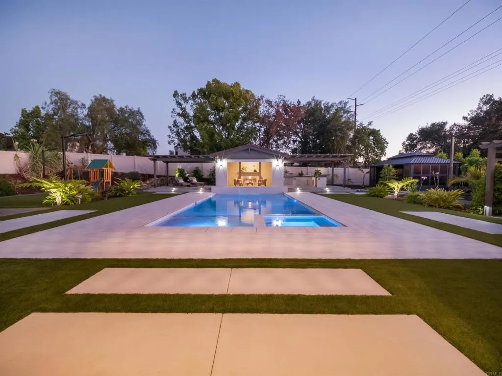 https://cdn.realtyfeed.com/cdn/127/306677022/723c1a952e259f23a144e2b2ab915a2d.webp